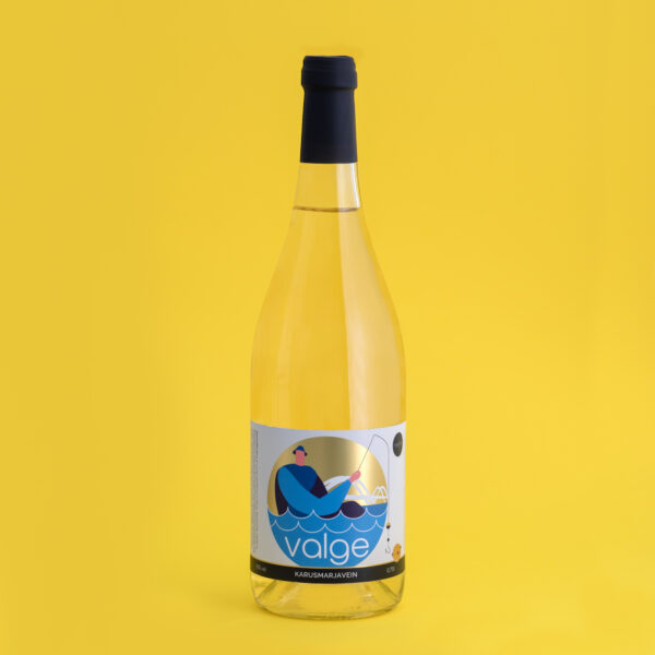 Valgeranna-Veinitall-mamm&frukt-pärnu-veinimaja-valge-Karusmarja värviline taust